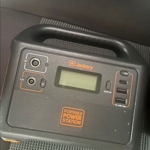 Jackery Portable Power Station 160